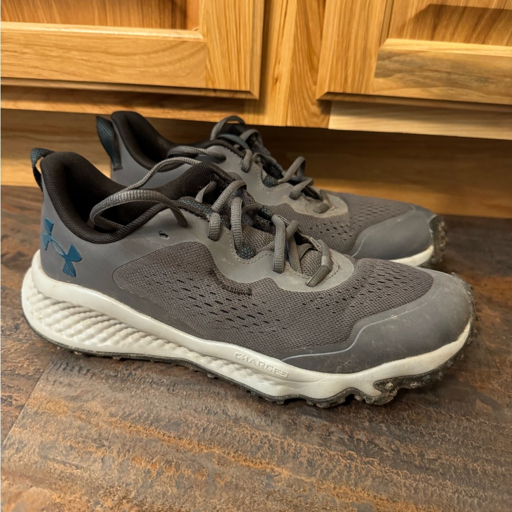 Under Armour Men’s Gray Running Shoes